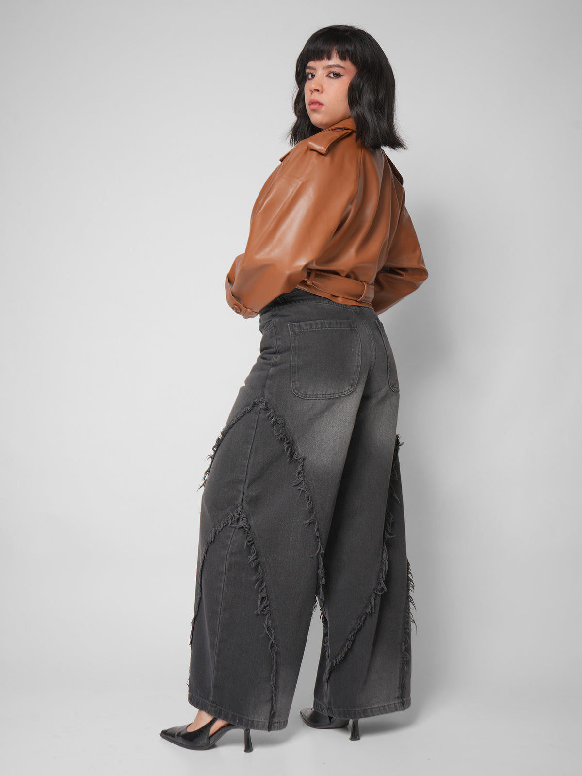 WIDE LEG URBAN JEAN